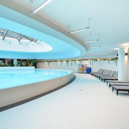 Bc Sky Tower Spa Jacusi Sauna Pool Appartamento *